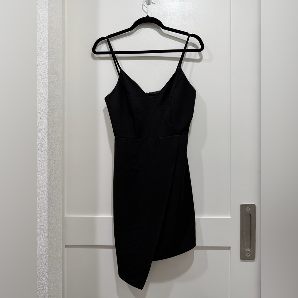 DO+BE Asymmetrical Mini Dress/ Black (size S)